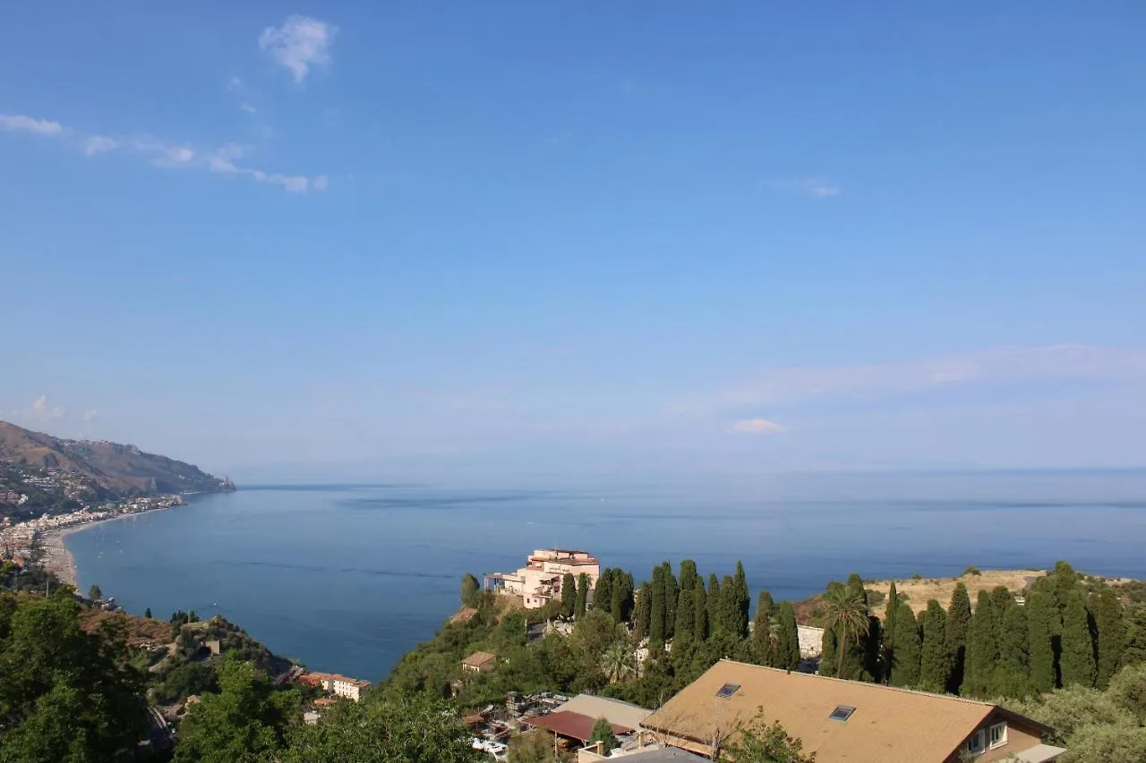 Taormina Helas Apartment By Taormina Holidays